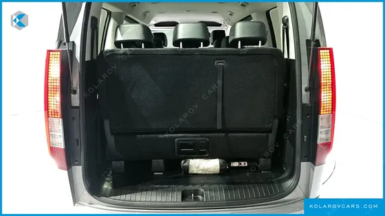 HYUNDAI STARIA 4WD TOURER 11-SEATER