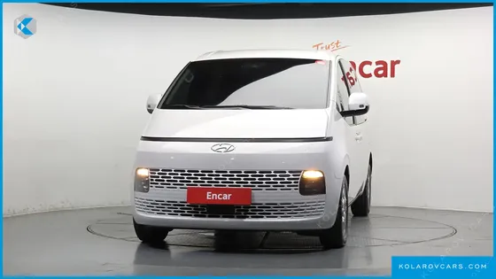 HYUNDAI STARIA L3.5 CARGO 5-SEATER