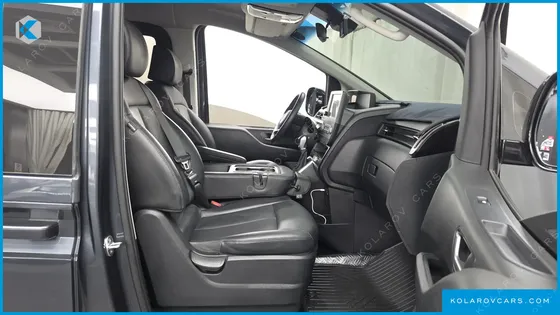 HYUNDAI STARIA L3.5 TOURER 11-SEATER