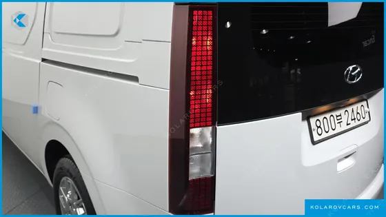 HYUNDAI STARIA CARGO 3-SEATER