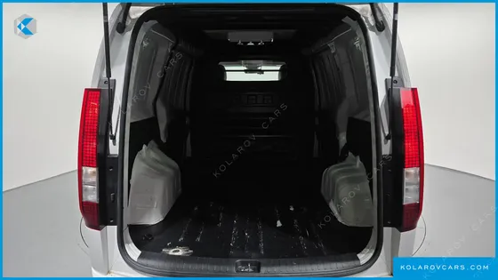 HYUNDAI STARIA CARGO 3-SEATER