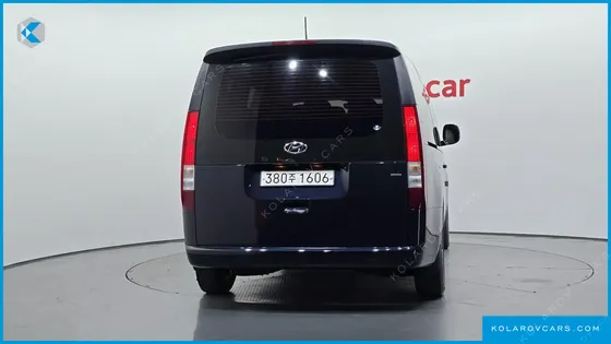 HYUNDAI STARIA 4WD TOURER 9-SEATER