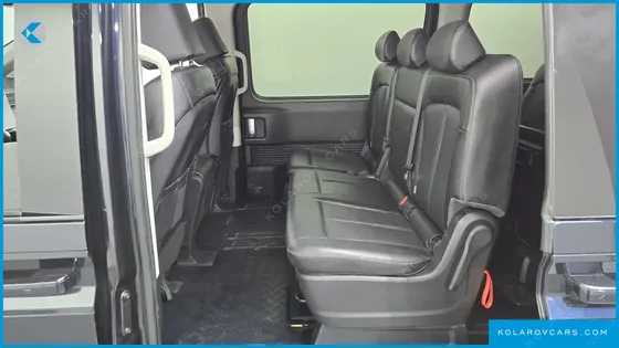 HYUNDAI STARIA 4WD TOURER 9-SEATER