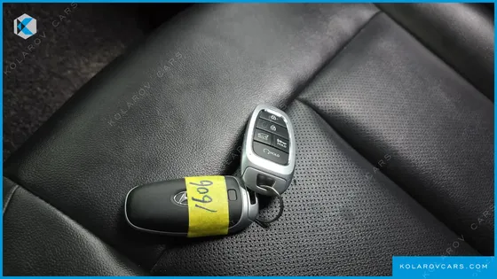 HYUNDAI STARIA 4WD TOURER 9-SEATER