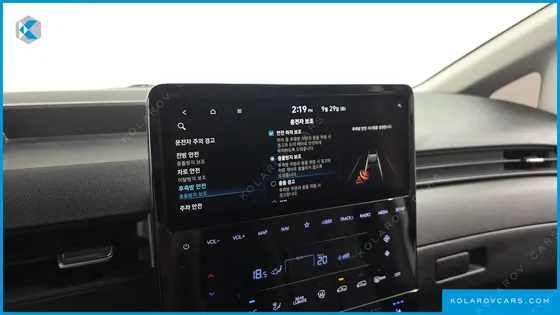 HYUNDAI STARIA TOURER 11-SEATER