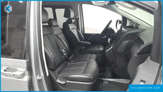 HYUNDAI STARIA TOURER 11-SEATER