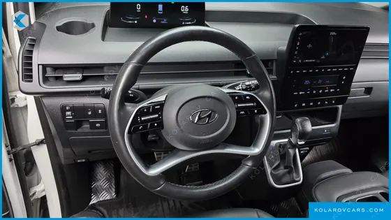 HYUNDAI STARIA L3.5 CARGO 3-SEATER