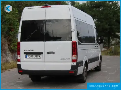 HYUNDAI SOLATI 15-SEATER