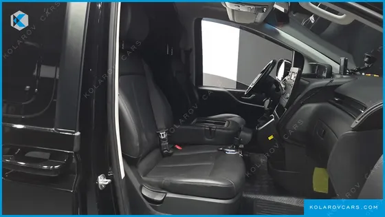 HYUNDAI STARIA L3.5 CARGO 3-SEATER