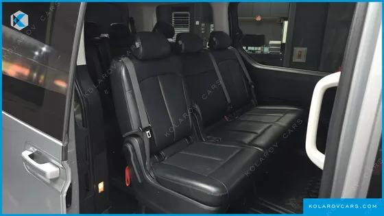 HYUNDAI STARIA 4WD TOURER 11-SEATER