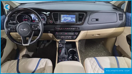 KIA CARNIVAL GASOLINE 7-SEATER HI-LIMOUSINE (SPECIAL)