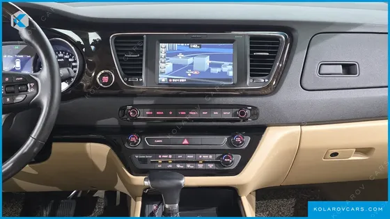 KIA CARNIVAL GASOLINE 7-SEATER HI-LIMOUSINE (SPECIAL)