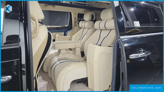 KIA CARNIVAL GASOLINE 7-SEATER HI-LIMOUSINE (SPECIAL)