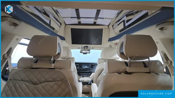 KIA CARNIVAL GASOLINE 7-SEATER HI-LIMOUSINE (SPECIAL)