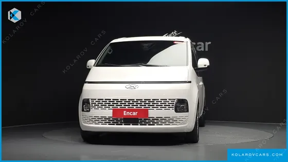 HYUNDAI STARIA TOURER 11-SEATER