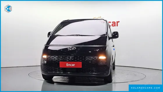 HYUNDAI STARIA 4WD TOURER 9-SEATER