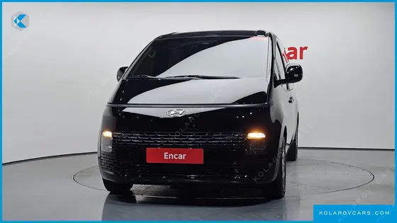 HYUNDAI STARIA CARGO 5-SEATER