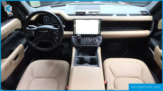 LAND ROVER DEFENDER 110 D300 X-DYNAMIC HSE