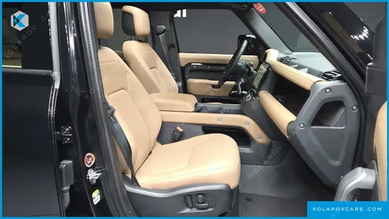 LAND ROVER DEFENDER 110 D300 X-DYNAMIC HSE