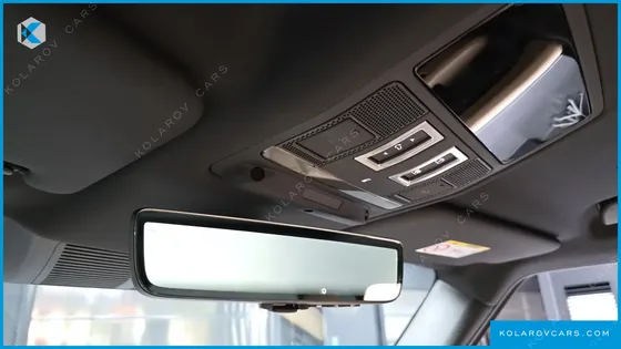 LAND ROVER DEFENDER 110 D300 X-DYNAMIC HSE