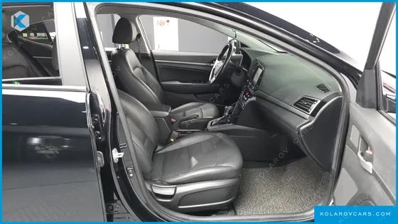 HYUNDAI ELANTRA (AVANTE) 1.6 GDI SMART