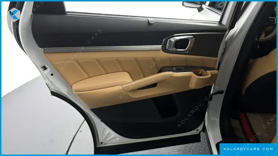KIA SORENTO HEV 1.6 2WD
