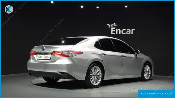 TOYOTA CAMRY 2.5 XLE HYBRID