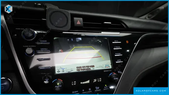 TOYOTA CAMRY 2.5 XLE HYBRID