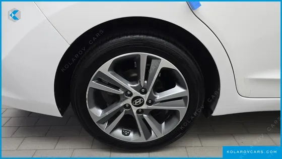 HYUNDAI ELANTRA (AVANTE) 1.6 GDI PREMIUM