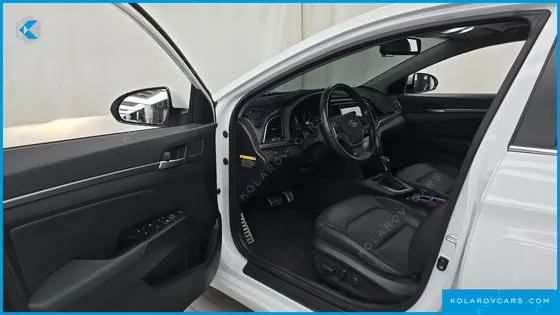 HYUNDAI ELANTRA (AVANTE) 1.6 GDI PREMIUM