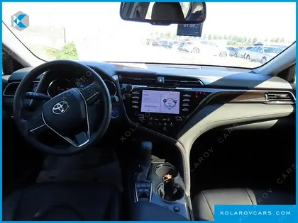 TOYOTA CAMRY 2.5 LE HYBRID