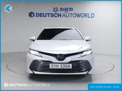 TOYOTA CAMRY 2.5 XLE HYBRID