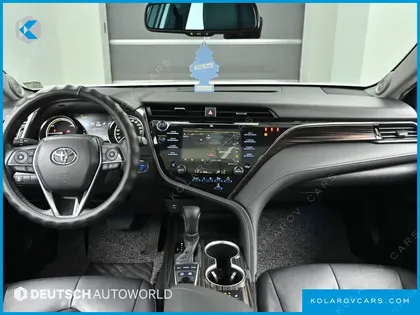 TOYOTA CAMRY 2.5 XLE HYBRID