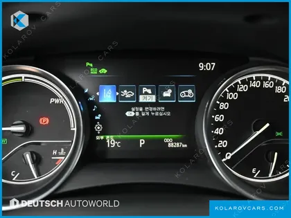 TOYOTA CAMRY 2.5 XLE HYBRID