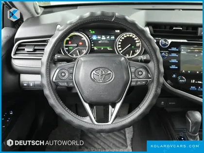 TOYOTA CAMRY 2.5 XLE HYBRID