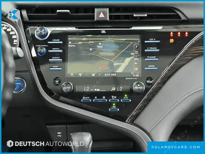 TOYOTA CAMRY 2.5 XLE HYBRID