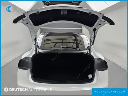 TESLA MODEL 3 RWD