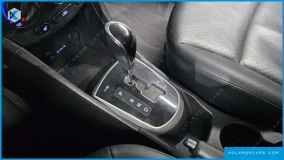 HYUNDAI ACCENT DIESEL WIT 1.6 VGT MODERN
