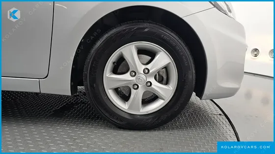 HYUNDAI ACCENT WIT 1.4 VVT PREMIER