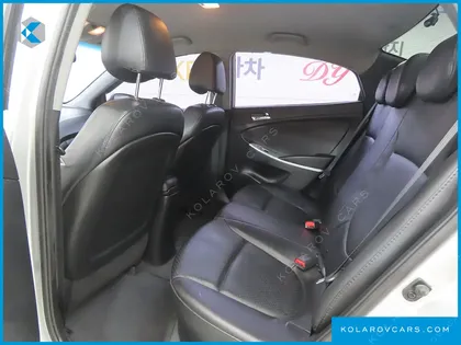 HYUNDAI ACCENT DIESEL 1.6 VGT PREMIER