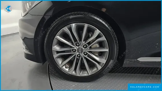 HYUNDAI GENESIS G330 PREMIUM AWD