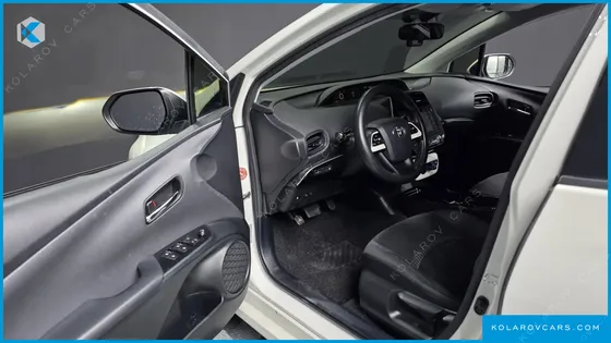 TOYOTA PRIUS 1.8 E