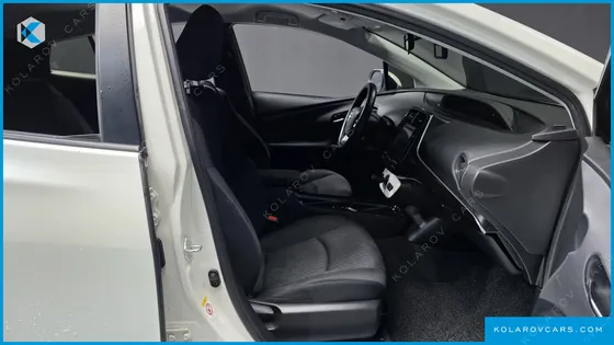 TOYOTA PRIUS 1.8 E