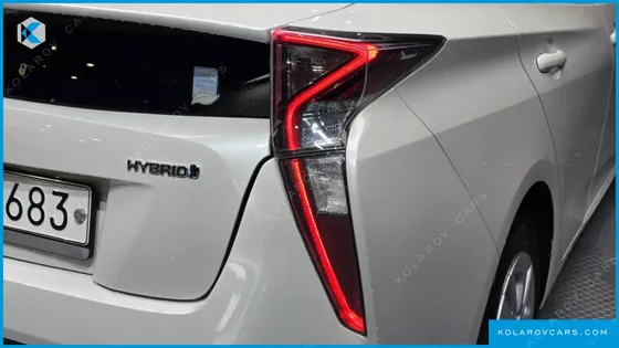 TOYOTA PRIUS 1.8 E