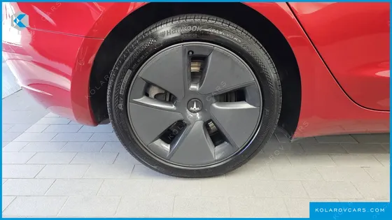 TESLA MODEL 3 LONG RANGE AWD