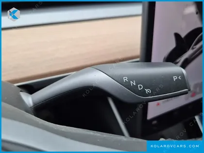 TESLA MODEL 3 STANDARD RANGE PLUE RWD