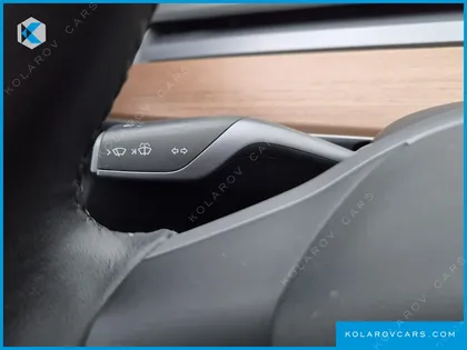 TESLA MODEL 3 STANDARD RANGE PLUE RWD
