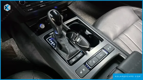 HYUNDAI GENESIS G330 MODERN AWD