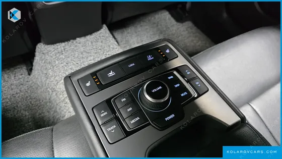 HYUNDAI GENESIS G330 MODERN AWD