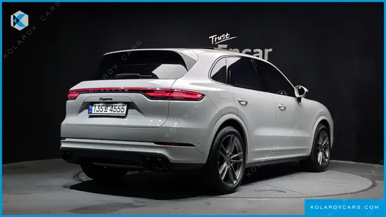 PORSCHE CAYENNE 3.0 PLATINUM EDITION